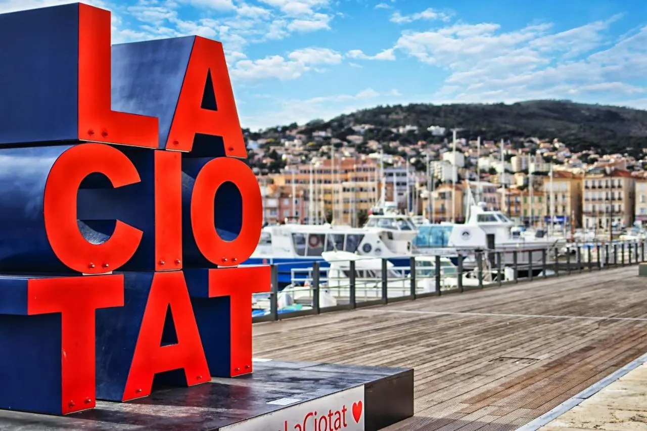 Pointe Apartment Saint-Cyr-sur-Mer