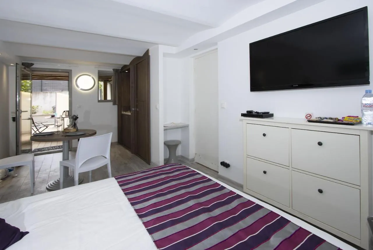 Pointe Apartment Saint-Cyr-sur-Mer France